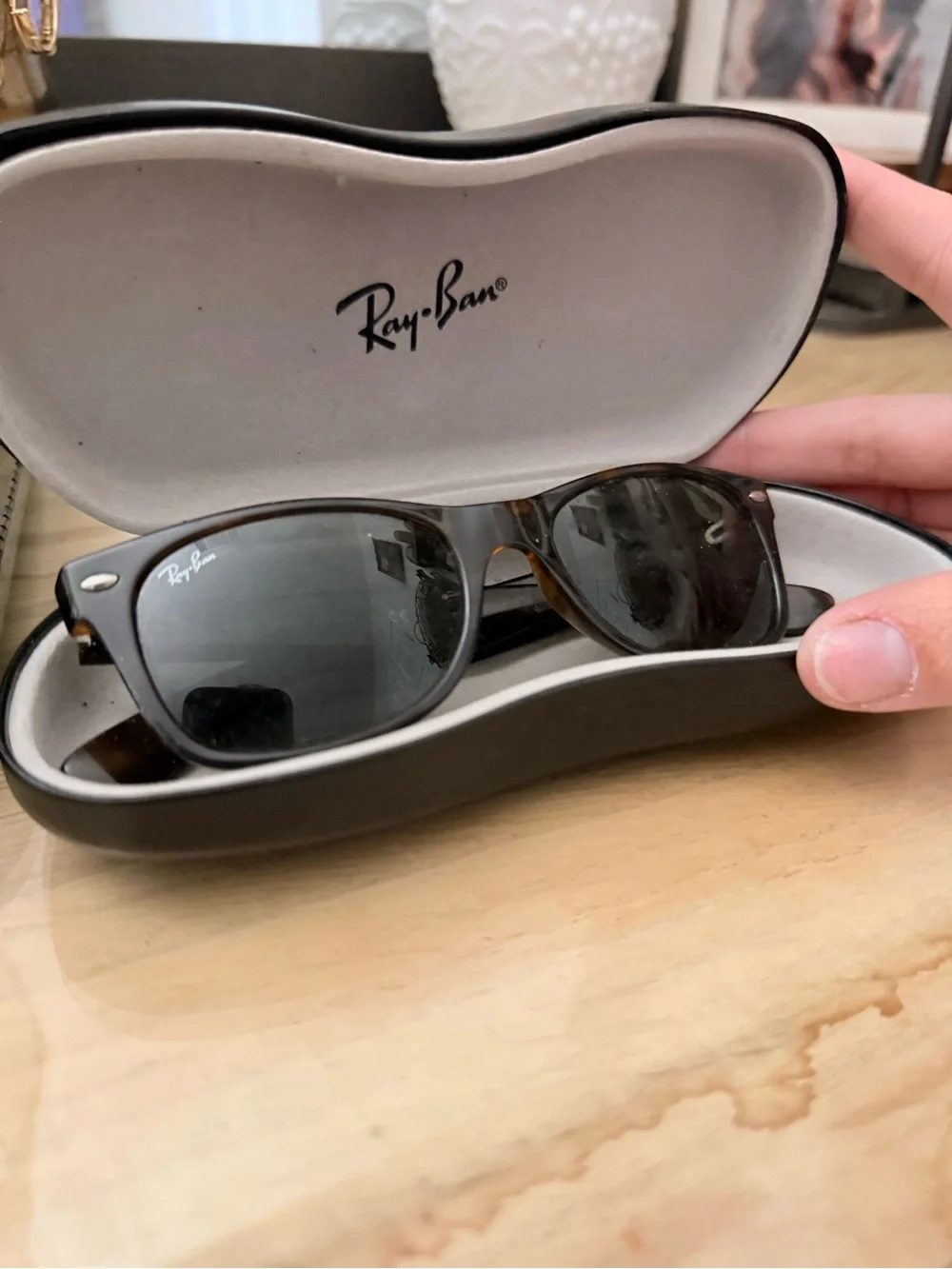 Ray-Ban Brown Tortoiseshell Sunglasses with Dark Lenses